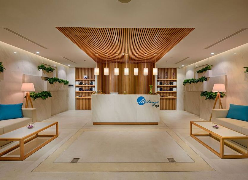 프론트 데스크 사진