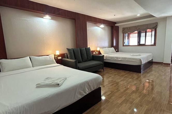 방비엥 록 백패커 호스텔