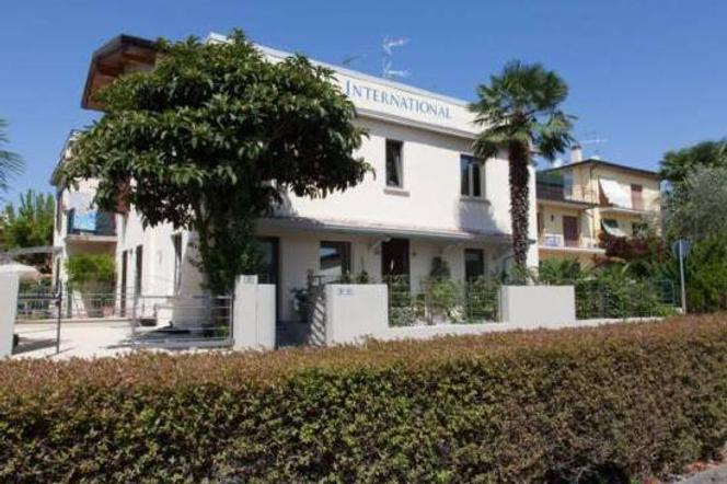 호텔 인터내셔널 시르미오네