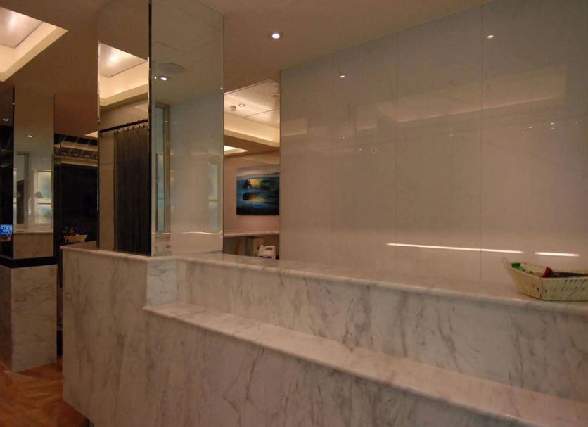 프론트 데스크 사진