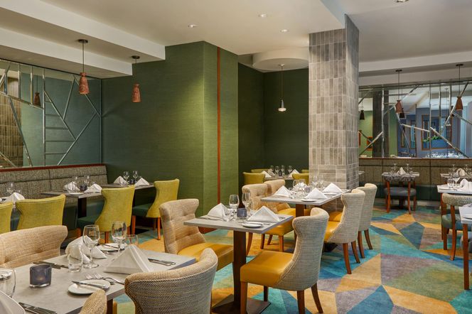 크라운 플라자 호텔 블랜차드스타운 바이 IHG