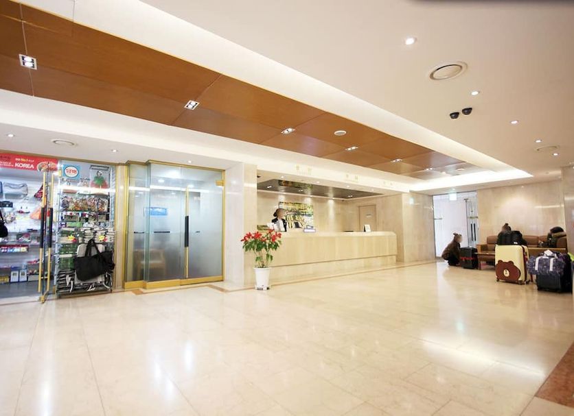 로비 사진