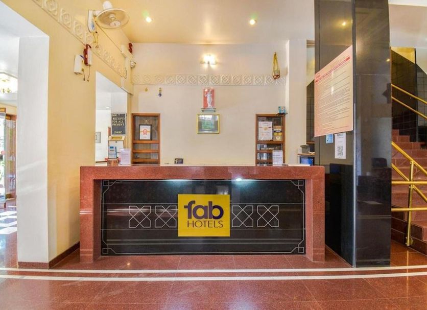 프론트 데스크 사진