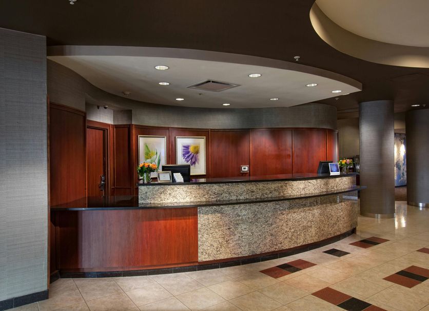 프론트 데스크 사진