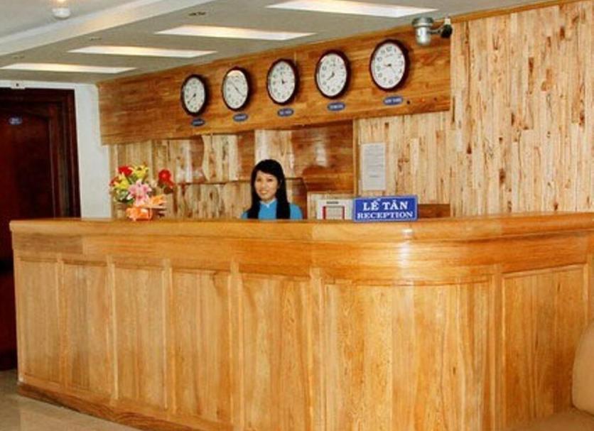 프론트 데스크 사진
