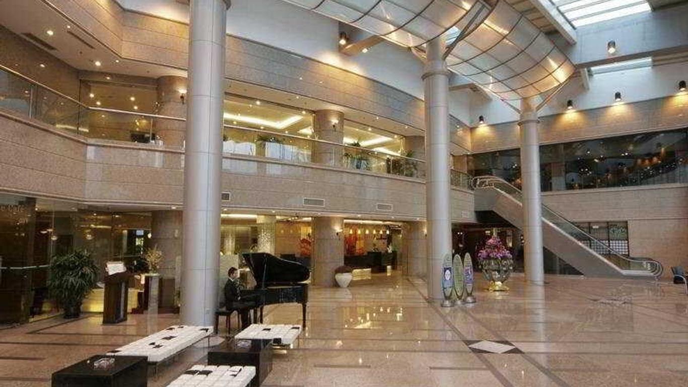 수프림 타워 호텔